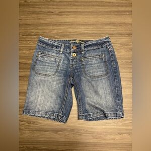 Y2K American Eagle Mom Denim Shorts Size 6
